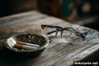 Smoking Linked to Faster Epigenetic Aging in the Eyes