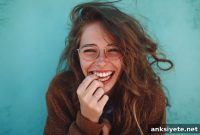 Why Chewing Feels So Good to Your Brain: The Science
