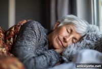 Sleep Duration Tied to Faster Biological Aging