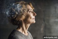 Estrogen Loss May Increase Alzheimer’s Risk in Women
