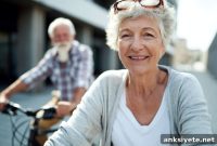Can Lifestyle Changes Lower Dementia Risk in APOE4 Carriers?