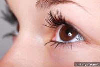 How Eye Pupil Mimicry Builds Trust