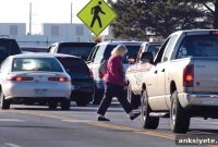 How Do People Make Split-Second Decisions?