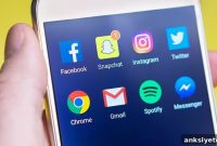 Social Media Behaviors Linked to Depression in Millennials