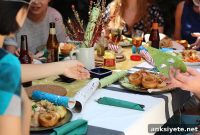 How Posture Affects Taste and Your Eating Experience