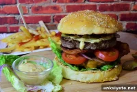 One Extra Burger a Day Linked to Brain Shrinkage