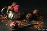 Why Chocolate Tastes So Good: Lubrication and Mouthfeel