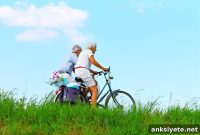 Study: Exercise May Keep You Looking Younger