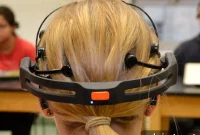 Brain Synchrony Predicts Student Learning Outcomes