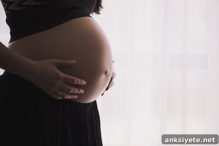 This shows a pregnant woman