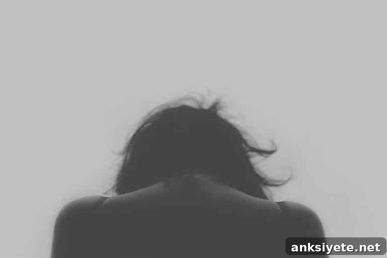This shows the outline of a woman