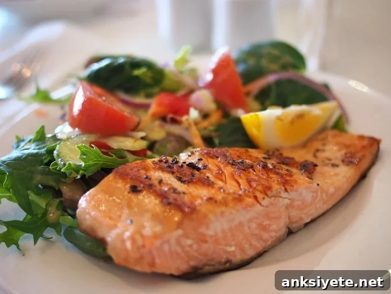 This shows a delicious salmon dinner